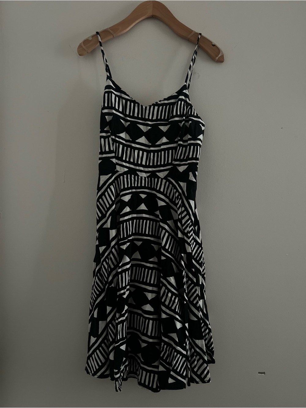 Old Navy Black & White Printed Mini Dress  Sz s Y2K